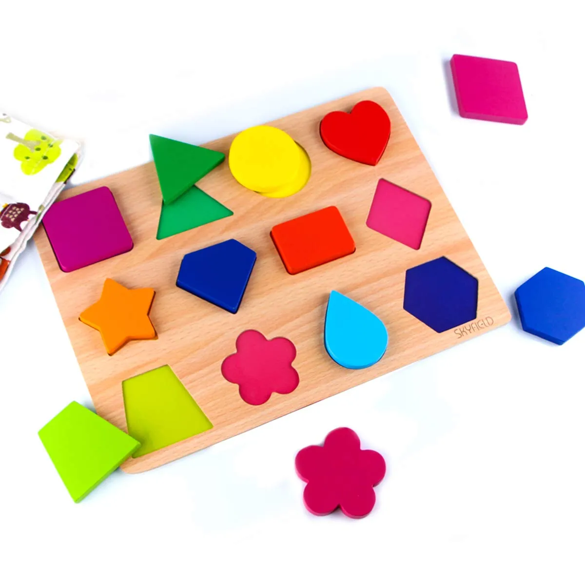 PuzzleCraft: Engaging Wooden Shapes Puzzle for Early Educational Development and Skill Building