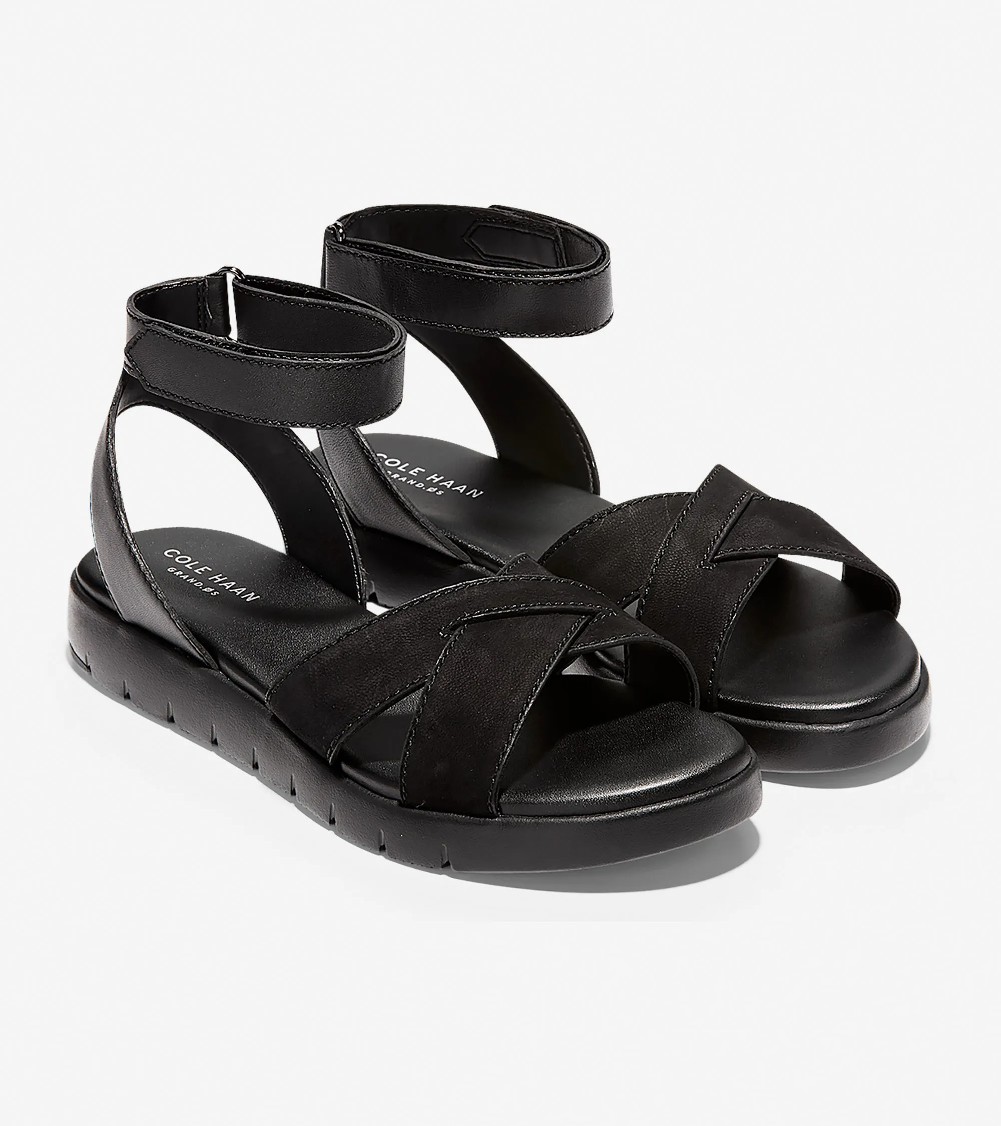 ZERØGRAND Cross Strap Sandal